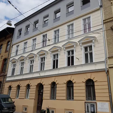 Rottenbiller Gardens 1 Budapest Exterior photo
